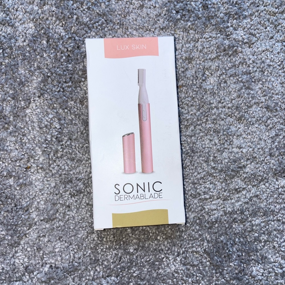 Lux Skin Sonic Dermablade